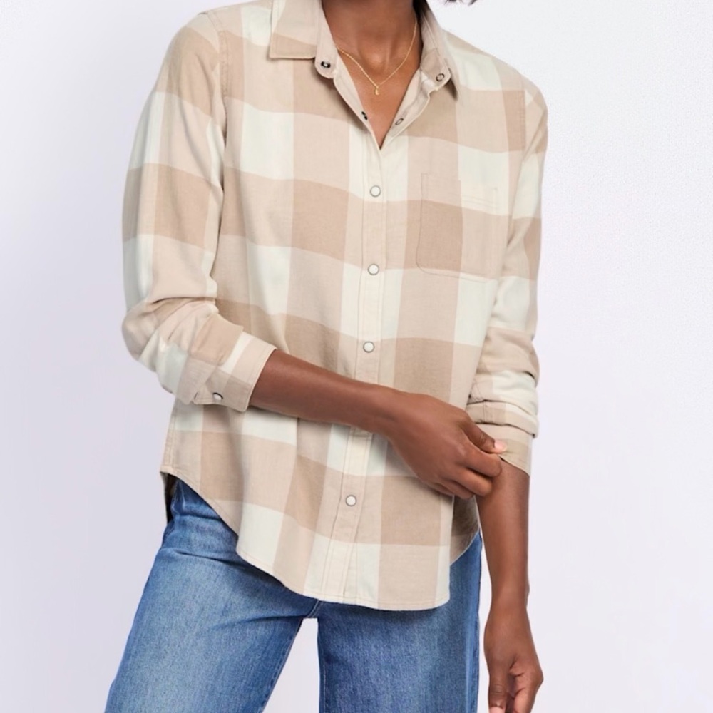 Women’s Flag and Anthem Edina Checkered Button Down Shirt size M